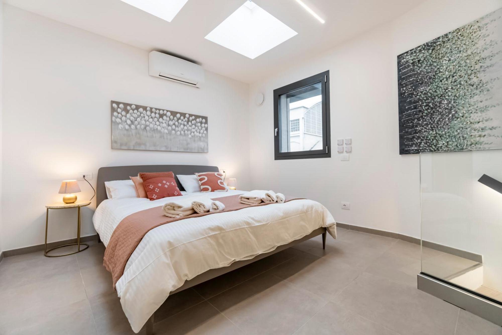Urban Garden Lofts By Blue Velvet Livings — Photos 1